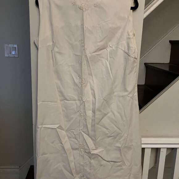 Vintage Ecru Embroidered Sheath Dress - Picture 3 of 6